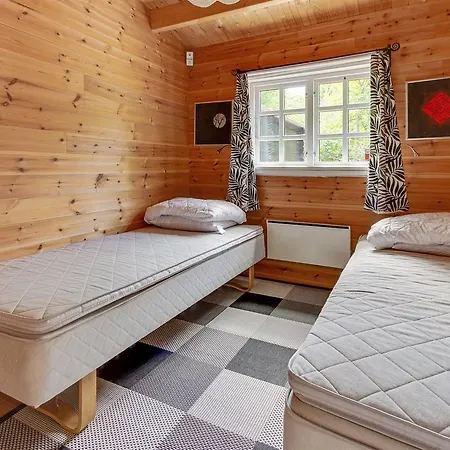 펜션 Three-bedroom Holiday In Hals